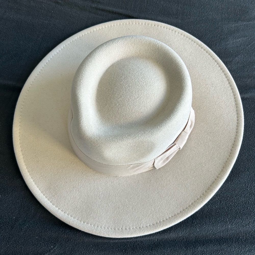 NWT Cream Wide-Brim Hat